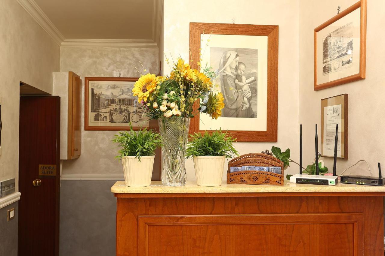 Adorasuite B&B โรม ภายนอก รูปภาพ